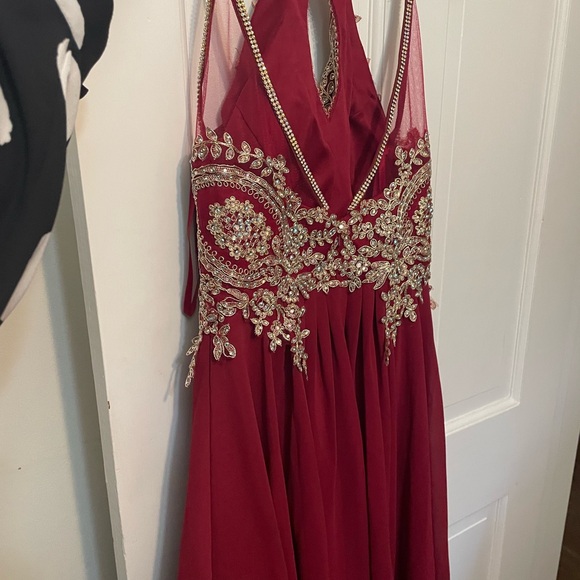 Dress - Picture 2 of 4